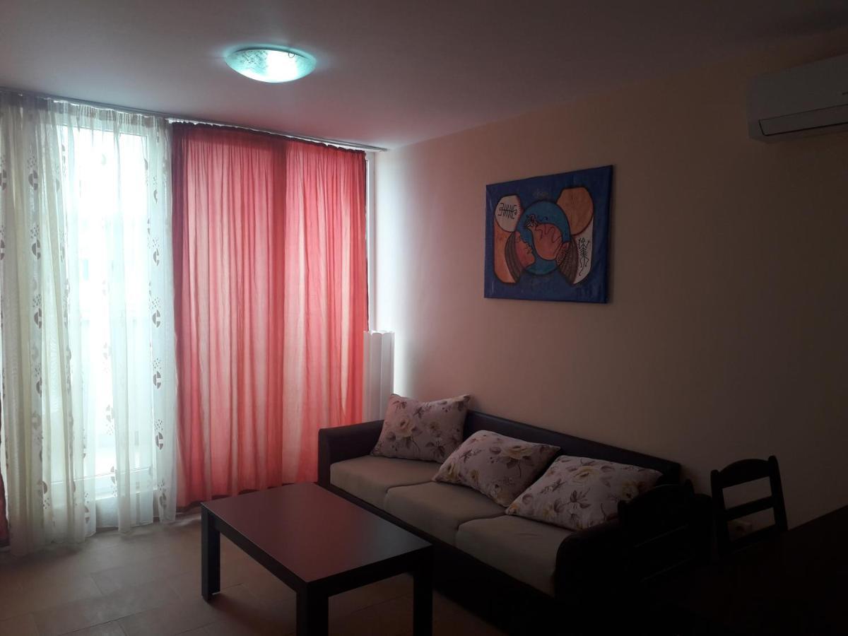 Gradina Sunny Deluxe Apartment Созопол Екстериор снимка