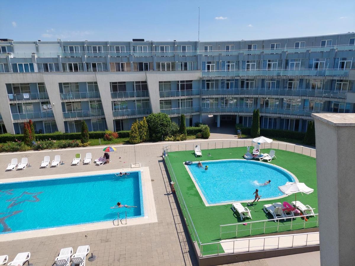 Gradina Sunny Deluxe Apartment Созопол Екстериор снимка